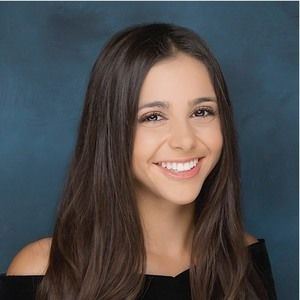 Meet your Posher, Lorrie